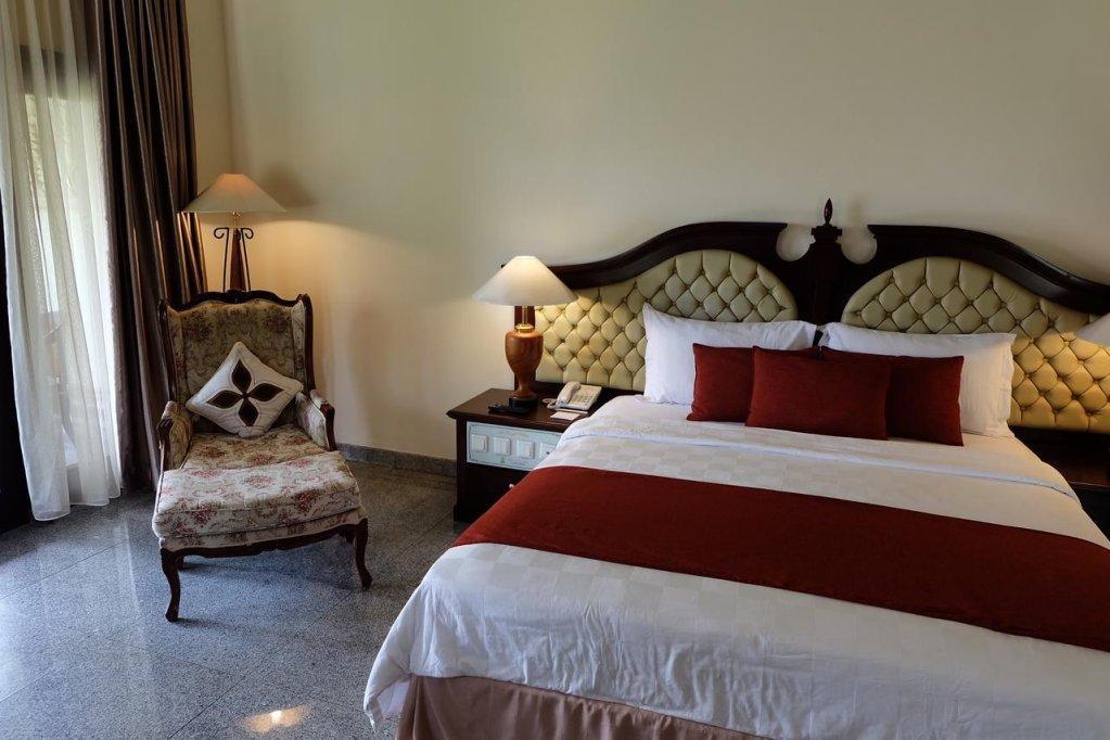 Puri Asri Hotel & Resort Magelang Zewnętrze zdjęcie