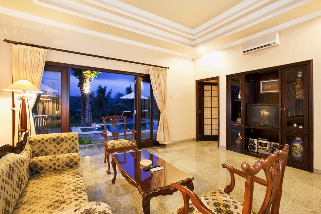 Puri Asri Hotel & Resort Magelang Zewnętrze zdjęcie