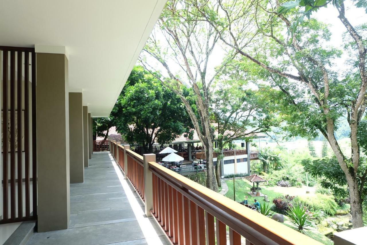 Puri Asri Hotel & Resort Magelang Zewnętrze zdjęcie