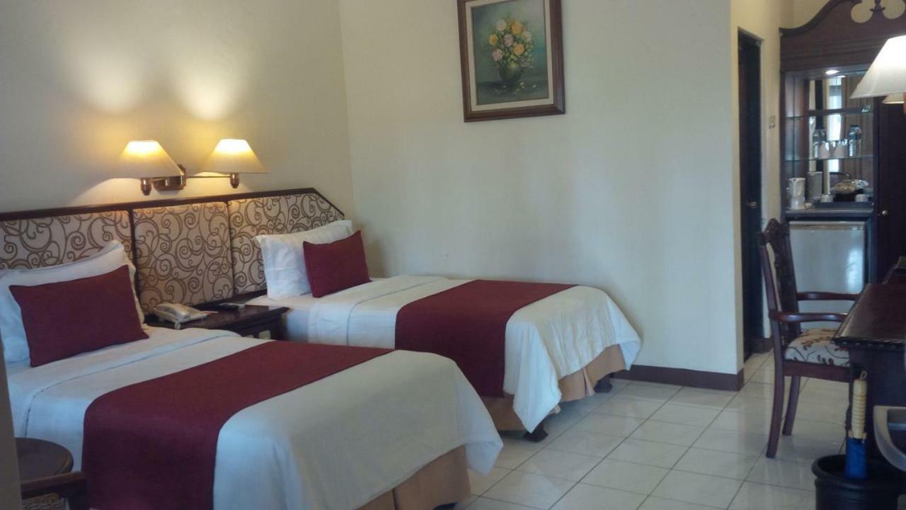 Puri Asri Hotel & Resort Magelang Zewnętrze zdjęcie